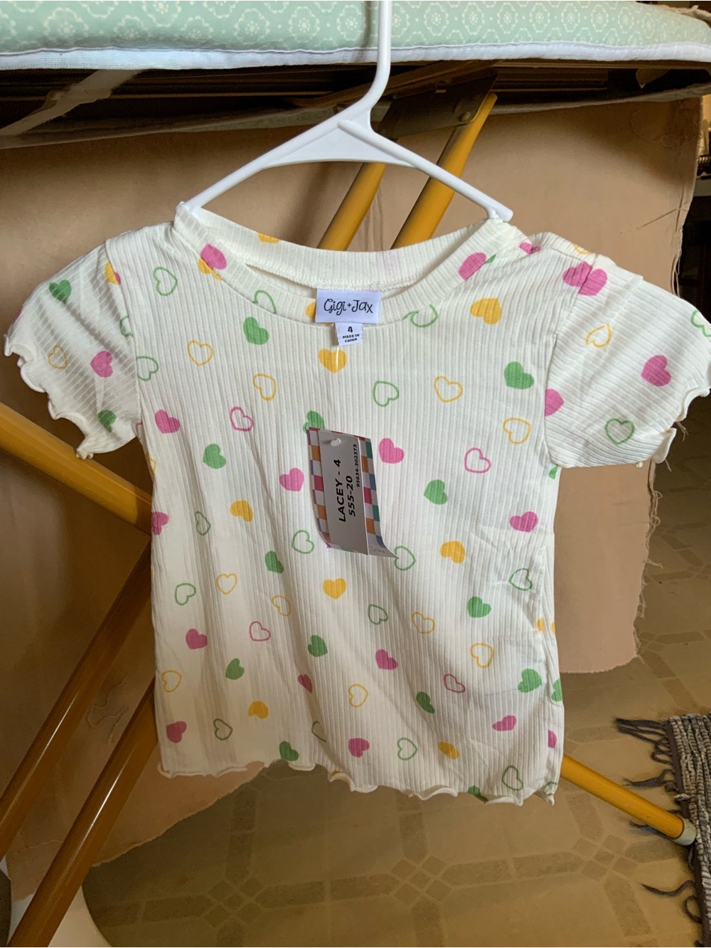 LuLaRoe Off White Ribbed Tee with Pink, Green & Yellow Hearts
